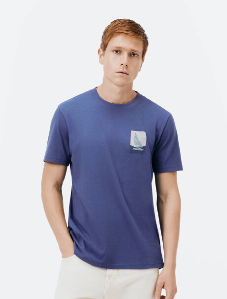 CAMISETA CON ESTAMPA MODELO REGULAR AZUL