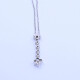 Colgante oro 18k blanco con brillantes. Colgante oro 18k blanco con brillantes.