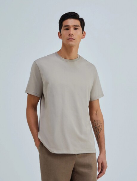 CAMISETA BÁSICA MANGA CORTA BEIGE