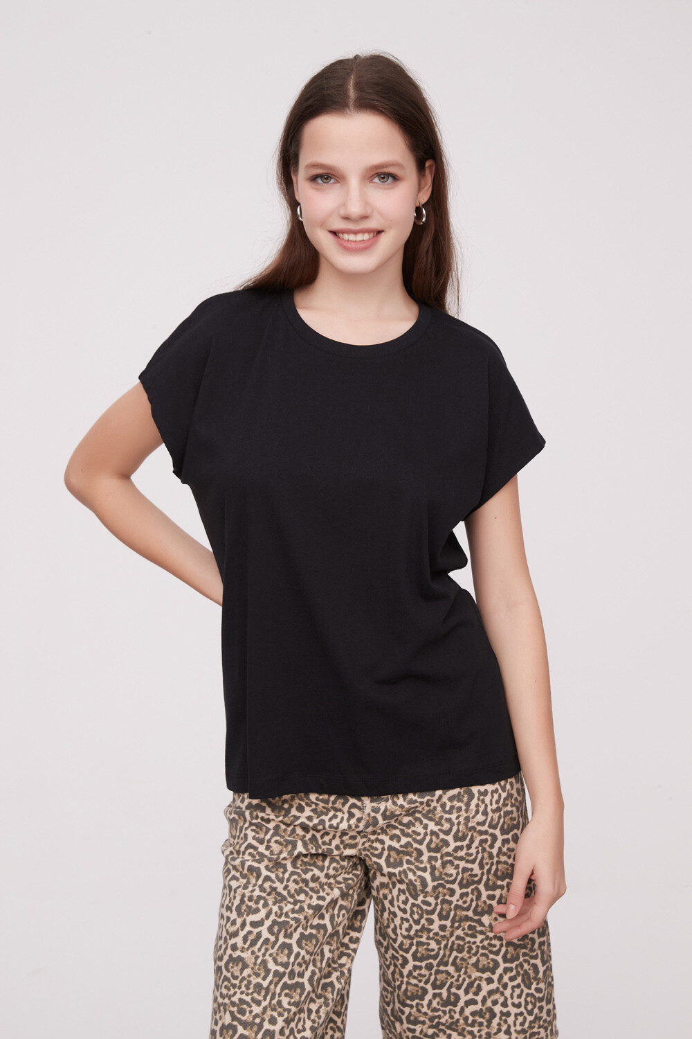 Remera Andahlo Negro