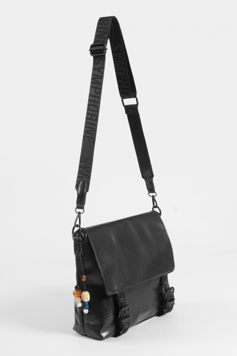 Bandolera con tapa y hebillas cuero vegano negro