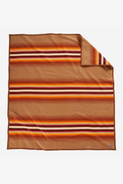 Shawl Jacquard Camel
