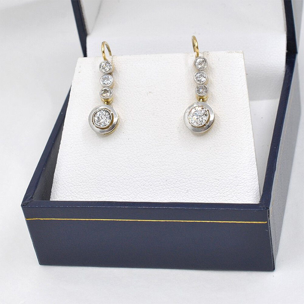 Caravana En Oro 18K Platino Y Brillantes Caravana En Oro 18K Platino Y Brillantes
