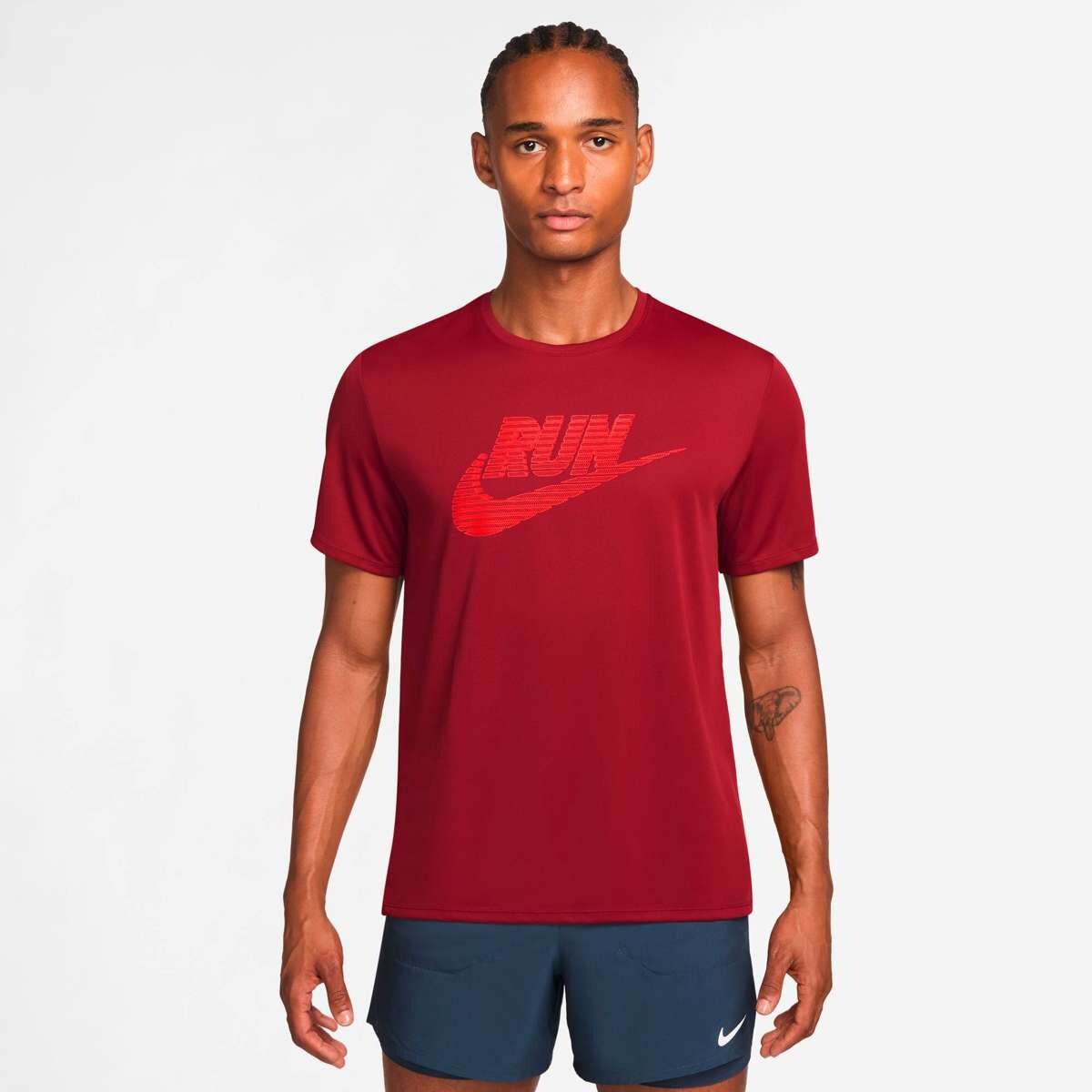 Remera Nike Dri-Fit Uv Miler Run Energy Manga Corta de Hombre - Rojo 