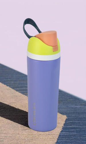 BOTELLA AMAZONA LILA