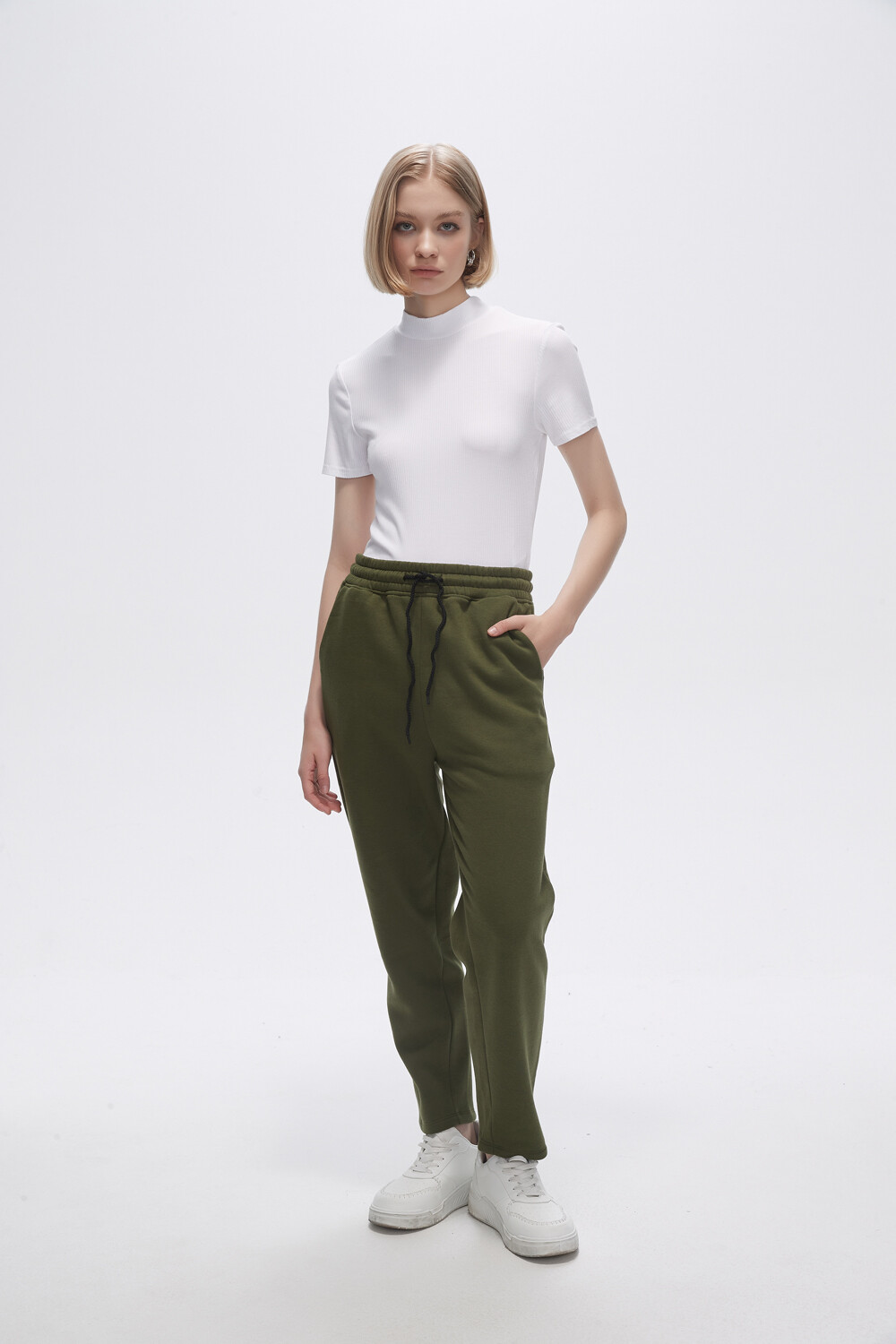 Babucha Gregoria Verde Militar