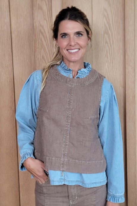 Chaleco Cadaqués Strech Almendra