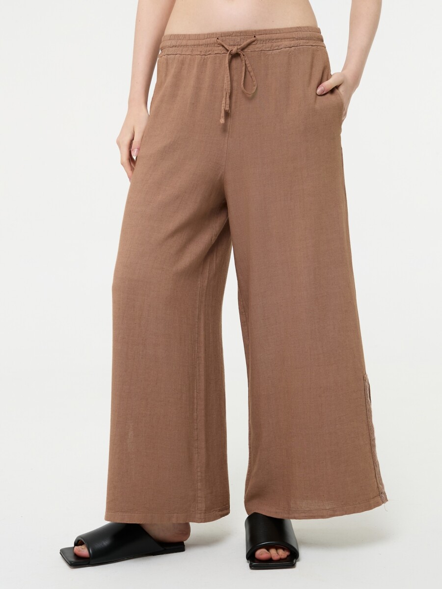PANTALÓN AMPLIO 