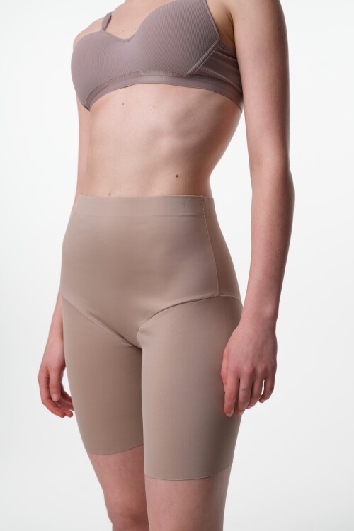 Short Slim Silk Beige