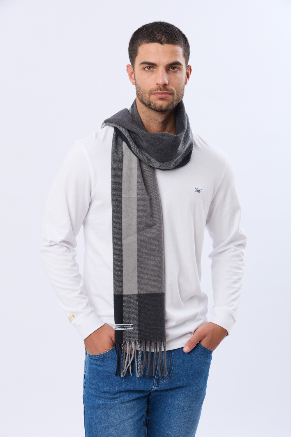 BUFANDA TEJIDA A CUADROS Gris