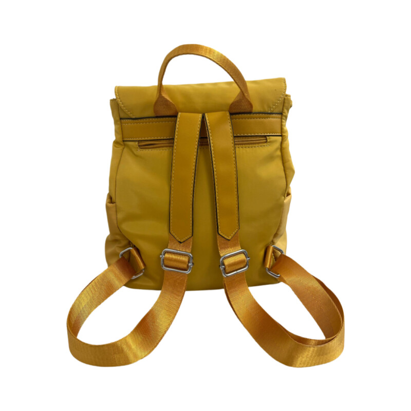Mochila Nylon Bolsillo Delantero MOCHILA NYLON TIRADOR 28505