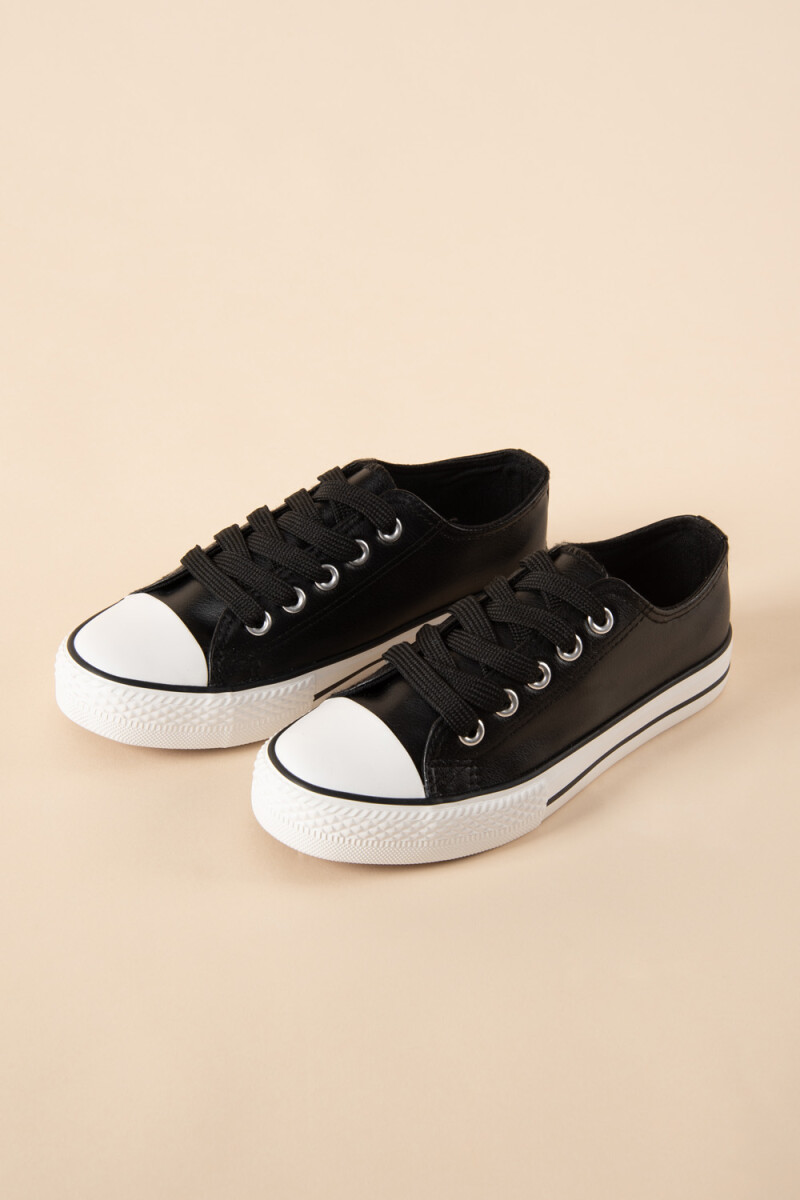 Deportivo con cordones Negro