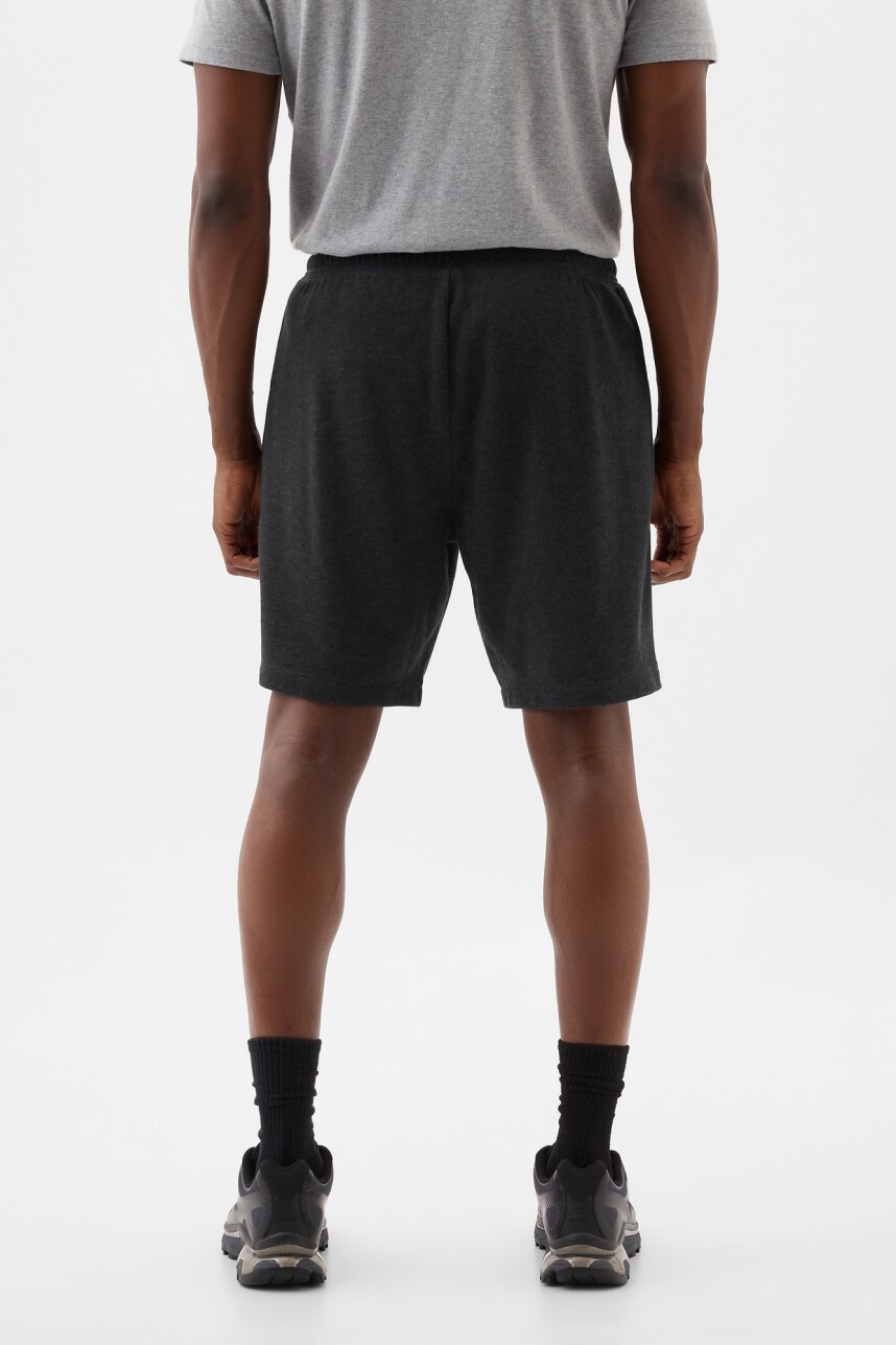 Short Deportivo Sin Felpa Logo Gap Hombre B85 Charcoal Hthr Grey