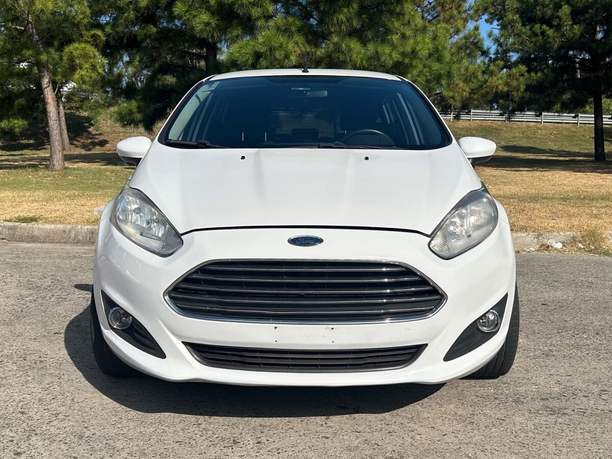 Ford Fiesta S 1.6 Extra Full | Permuta / Financia Ford Fiesta S 1.6 Extra Full | Permuta / Financia