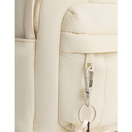 Mochila Deportiva Puffy Blanco Crudo