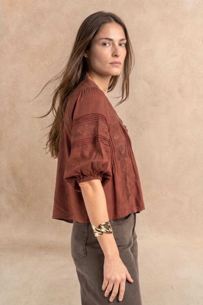 Blusa Encaje Marron