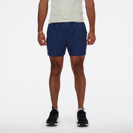 Short New Balance de Hombre -Sport Essentials 5"- MS41227NNY BLUE