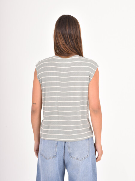 REMERA VERON VARIANTE 3