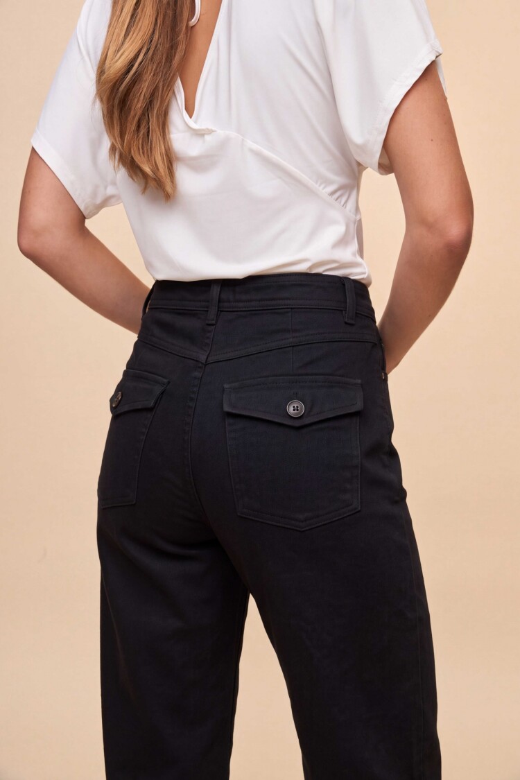 PANTALÓN SEA Negro