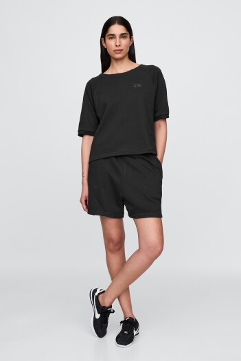 Short Sin Felpa Logo Gap Mujer True Black V2