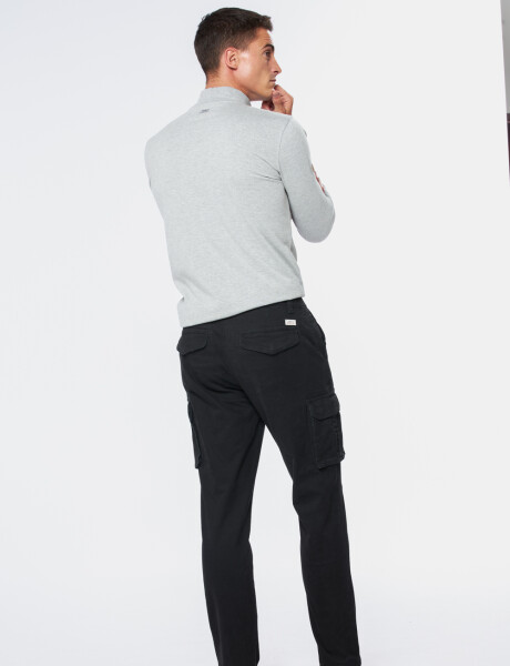 PANTALÓN CARGO Negro