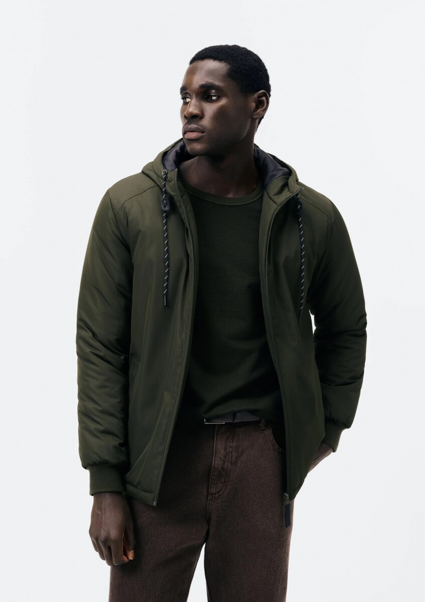 CAMPERA PUFFER CON CAPUCHA - JAQUETA MASC 