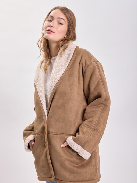 Chaqueta abrigo forrada sherpa Beige