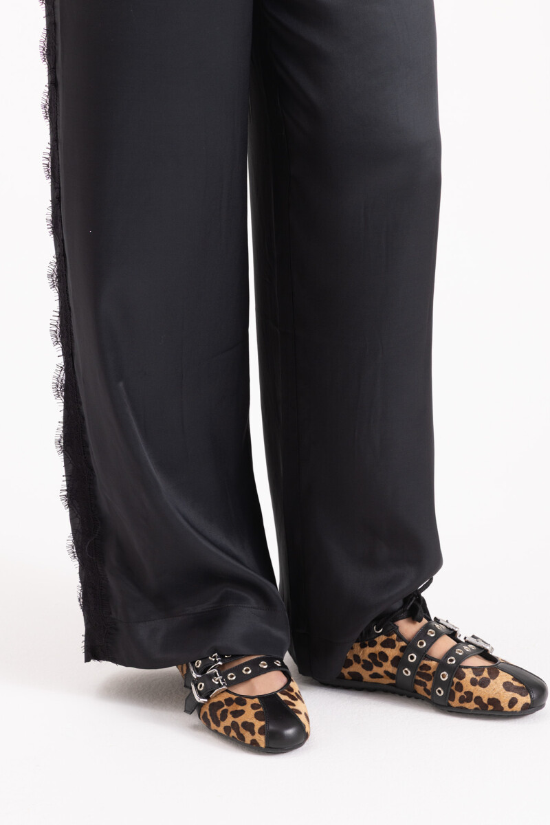 MARY JANE IRIS WILD Leopardo