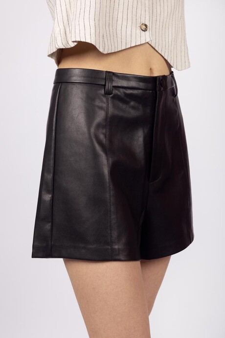 Short Pu Negro