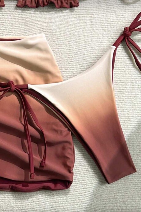 Bikini ISABELLA degradé con pareo incluido Bikini ISABELLA degradé con pareo incluido