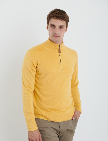 470415 REMERA HARRINGTON LABEL Amarillo