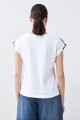 Remera escote en V estampada blanco