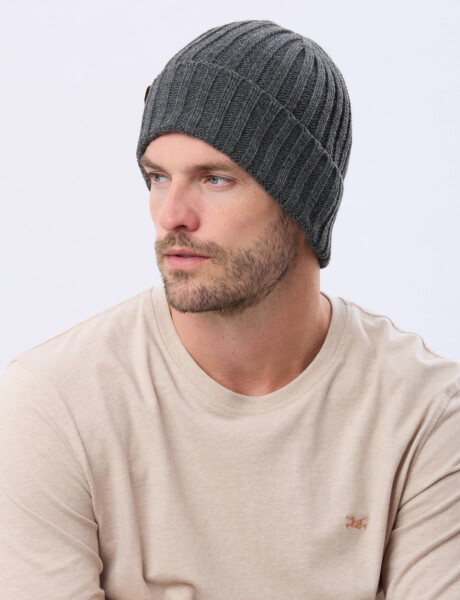 GORRO TEJIDO Gris
