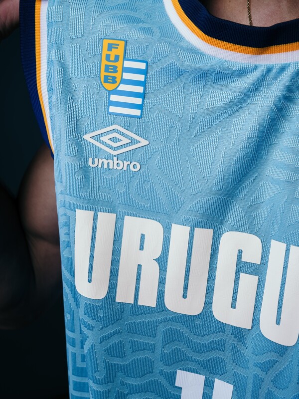CAMISETA JUNIOR BASKET URUGUAY O Umbro Junior S07
