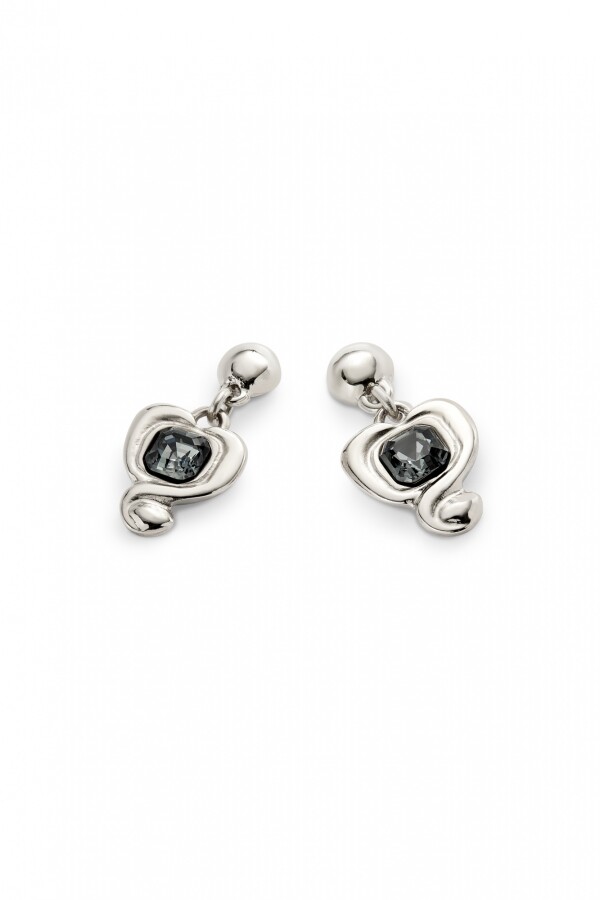 PENDIENTES EN ALEACIAÓN DE METALES BAÑADA EN PLATA DE LEY CON CORAZON Y CRISTAL NEGRO Pendiente