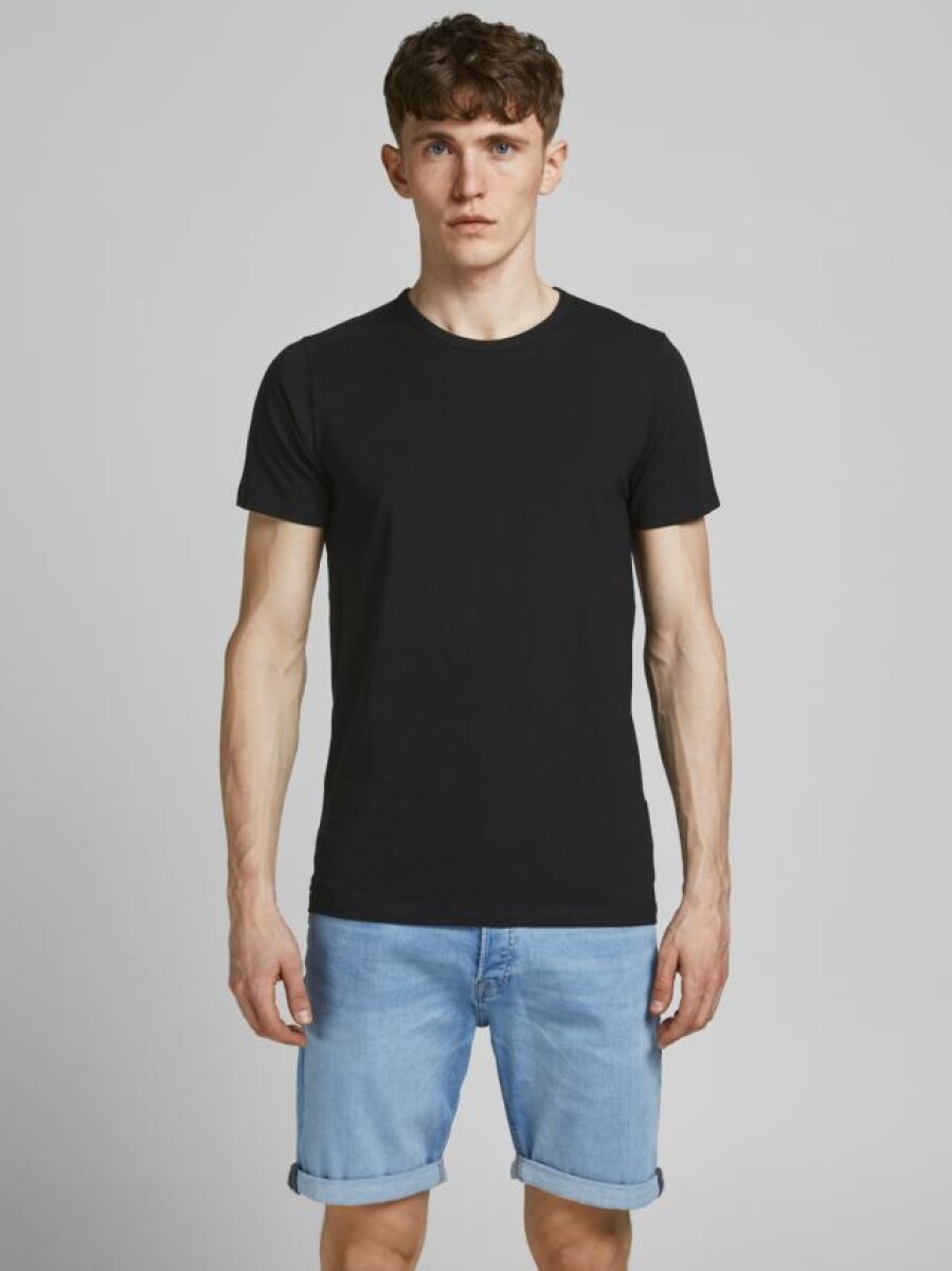Camiseta Básica Regular Fit De Algodón Y Lycra - Black 