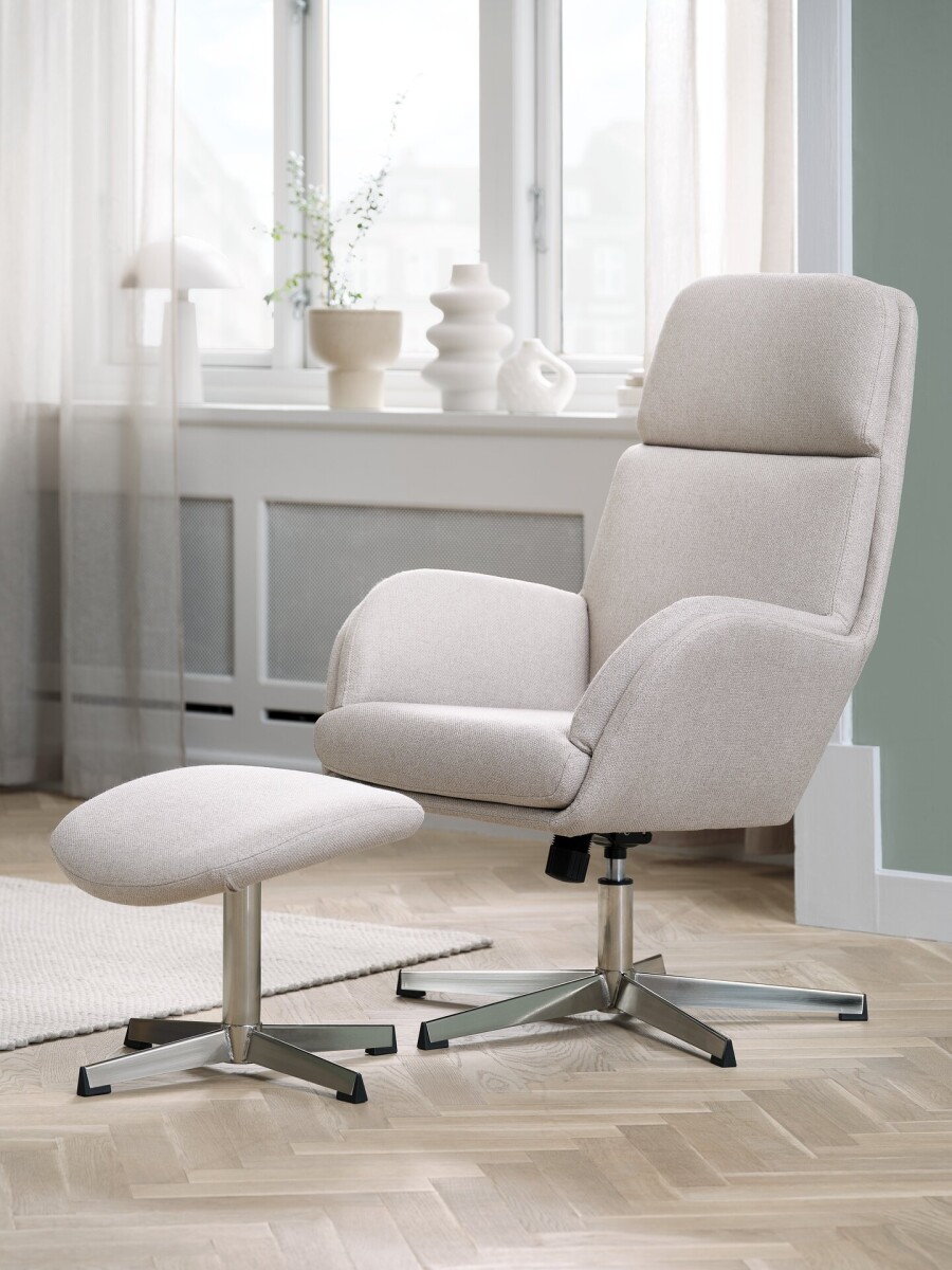 Sillón/apoya pies TANKEDAL beige 