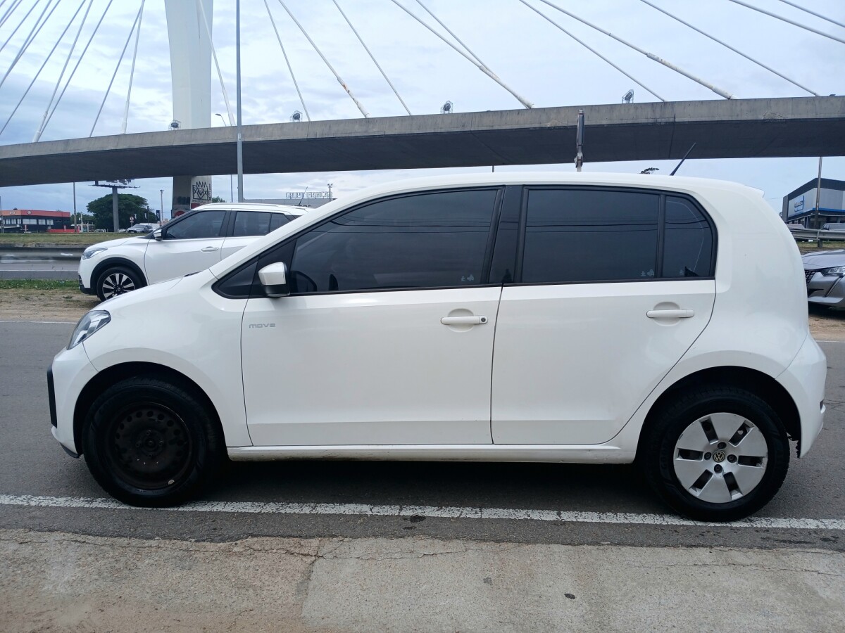 Volkswagen Up Move 1.0 Extra Full | Permuta / Financia Volkswagen Up Move 1.0 Extra Full | Permuta / Financia