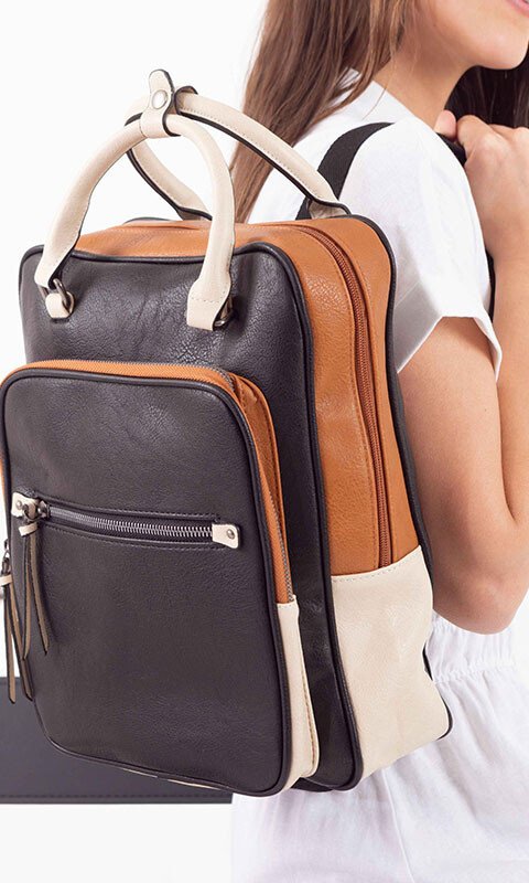 MOCHILA CARACAS NEGRO SUELA Y ARENA