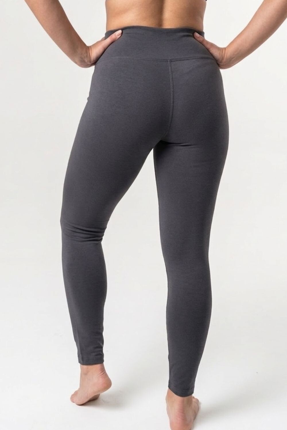 Calza deportiva Suri Gris