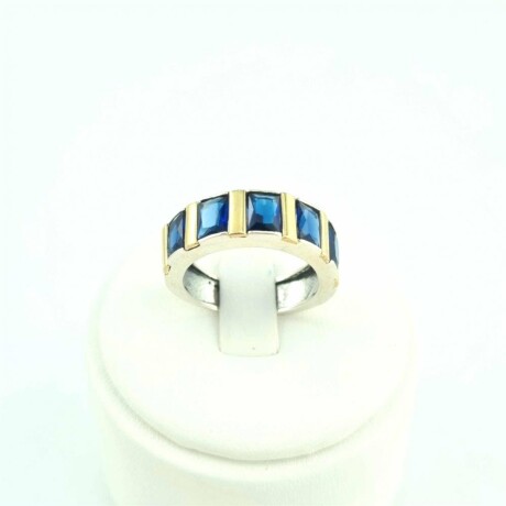 Anillo de Plata 925 con double de Oro 18k y Circonias azules. Anillo de Plata 925 con double de Oro 18k y Circonias azules.