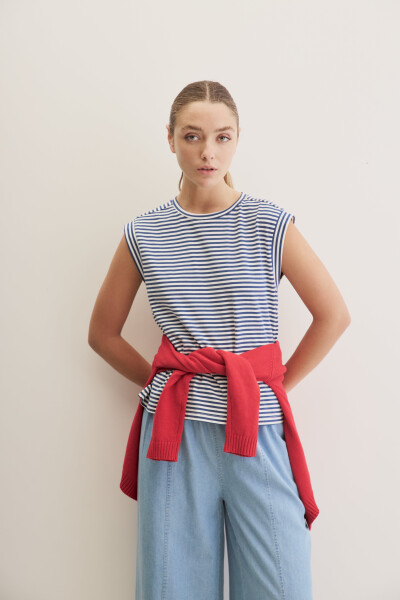 REMERA ALBIZI Blanco/Azul