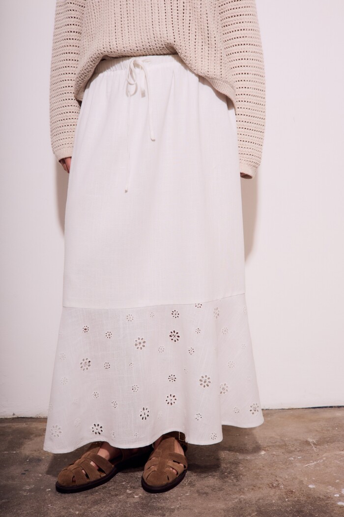Falda Broderie Nácar