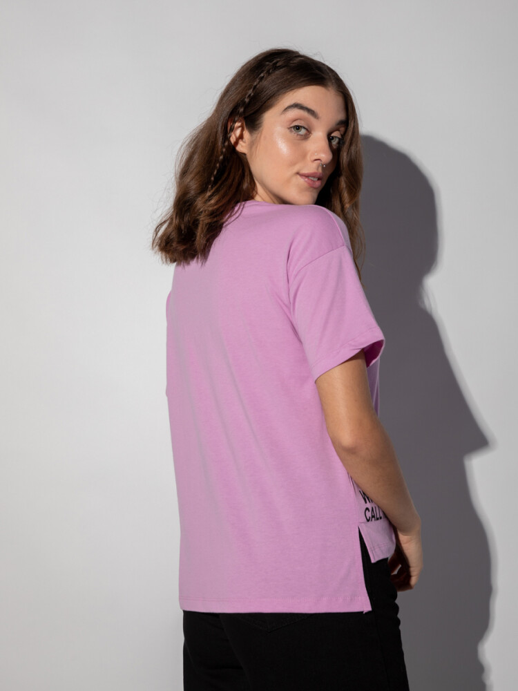REMERA NORMALE Lila