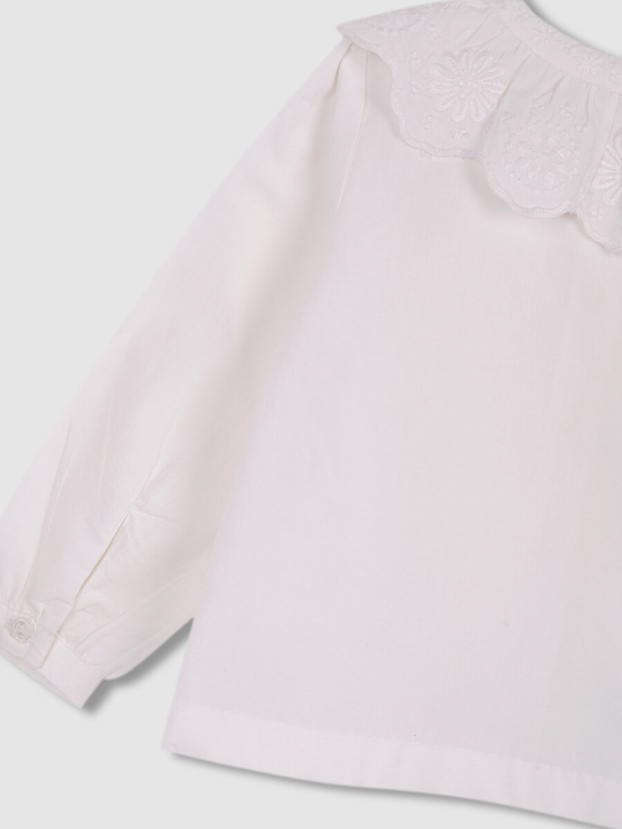 Camisa Cuello Bordado Blanco Roto