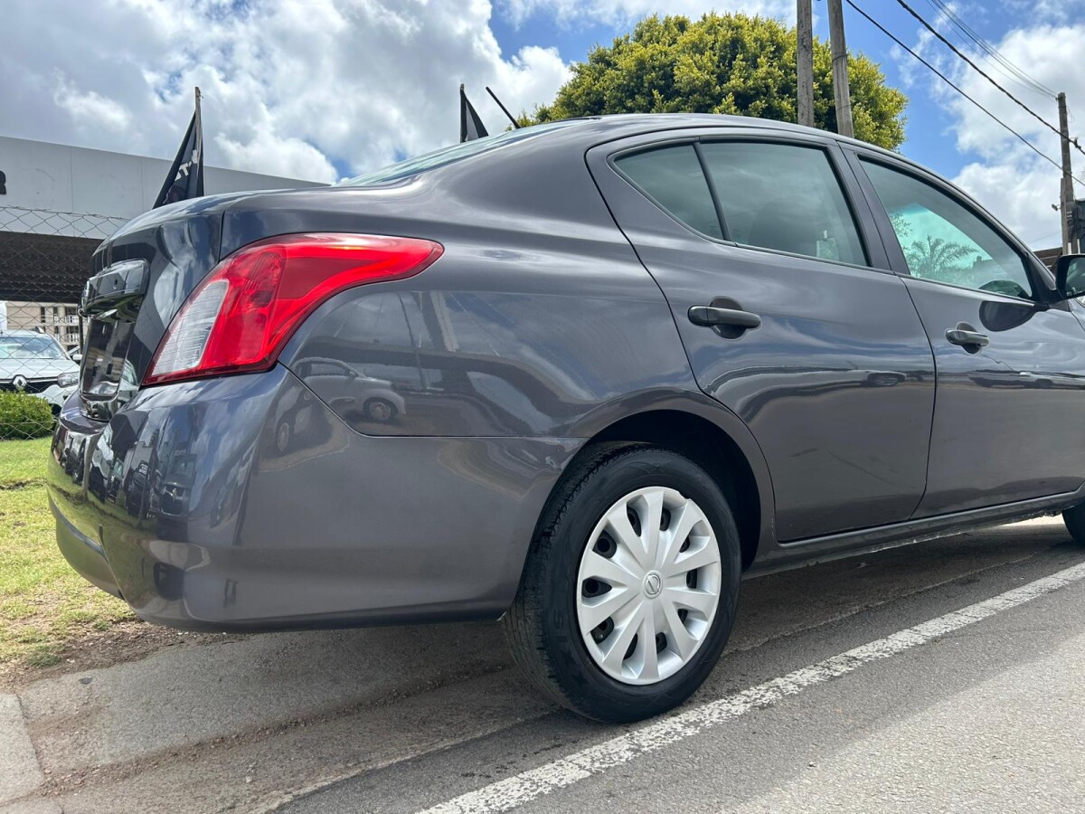 Nissan Versa 2020 EXCELENTE ESTADO! | Permuta / Financia Nissan Versa 2020 EXCELENTE ESTADO! | Permuta / Financia