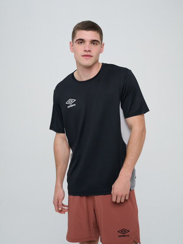REMERA VANT Umbro Hombre 002