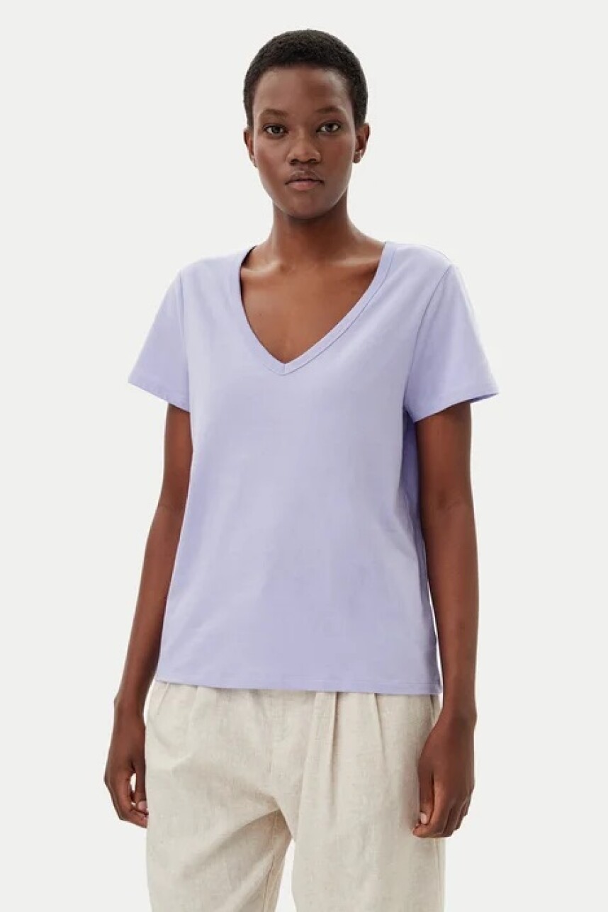 Remera Cuello V Manga Corta Mujer Warm Violet 568