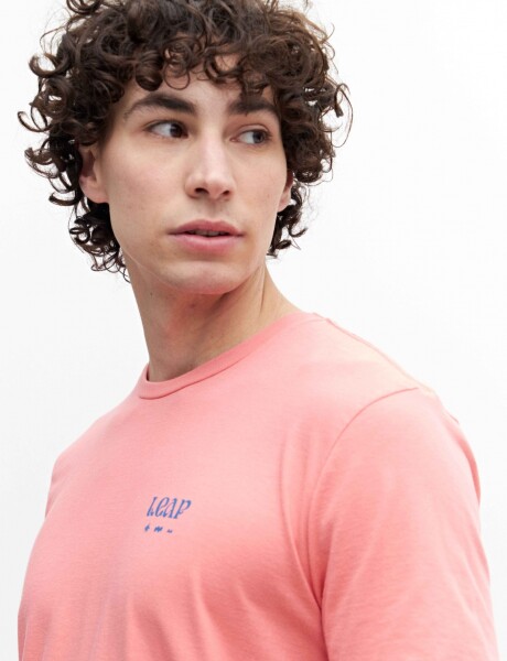 Remera Benedict Coral