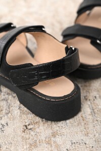 Sandalia Combinada Texturas Negro